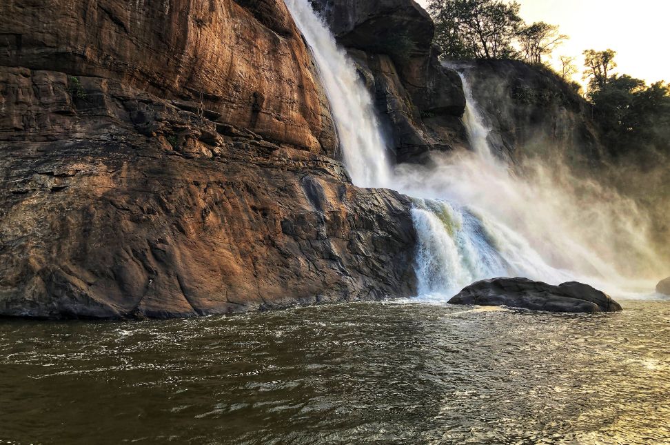 How to Visit Athirappilly Waterfalls