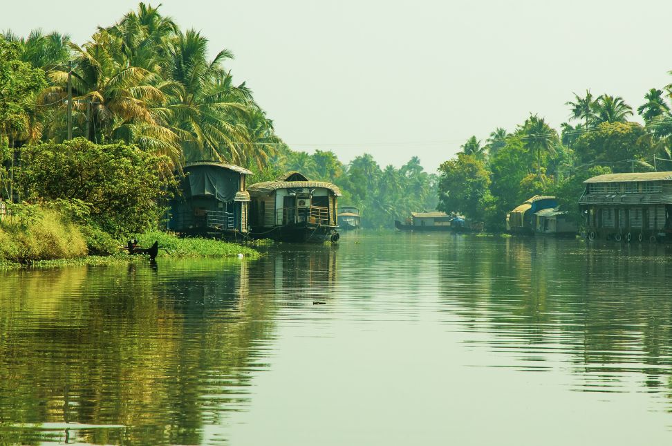 Exploring the Enchanting Kerala Backwaters Tour - Keralam Chronicles | Kerala Tour