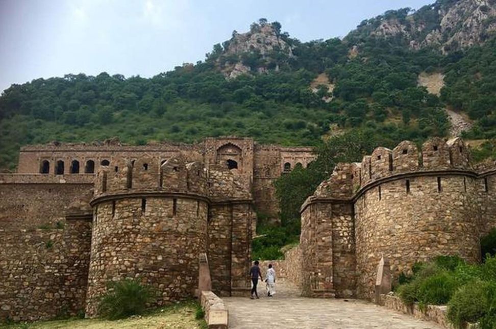 the haunted places in Asia - Keralam Chronicles | bhangarh Fort