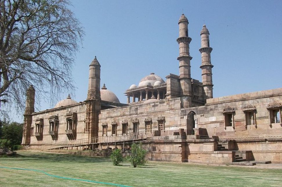 Champaner-Pavagadh Archaeological Park - Keralam Chronicles | Gujarat Tourism